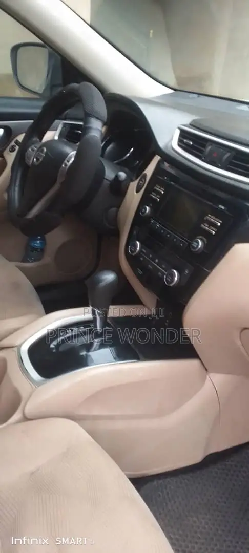 Nissan Rogue S AWD 2016 White