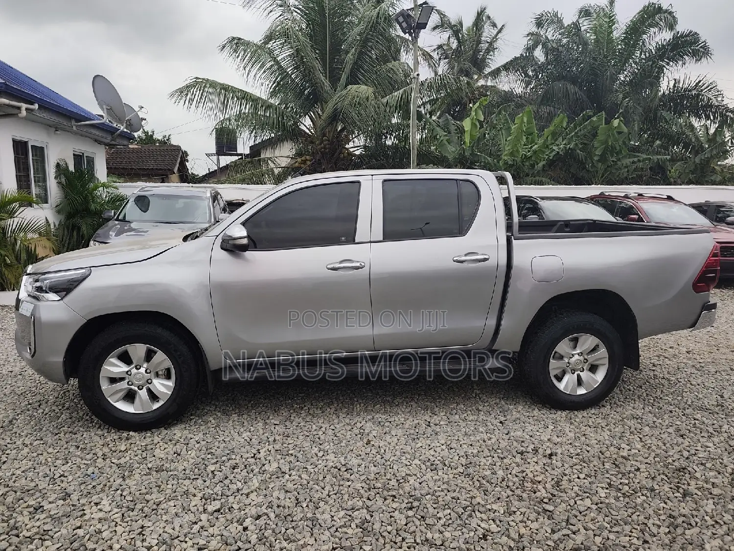 Toyota Hilux Revo Double Cab Deisel 2.8 AWD 2017 Silver