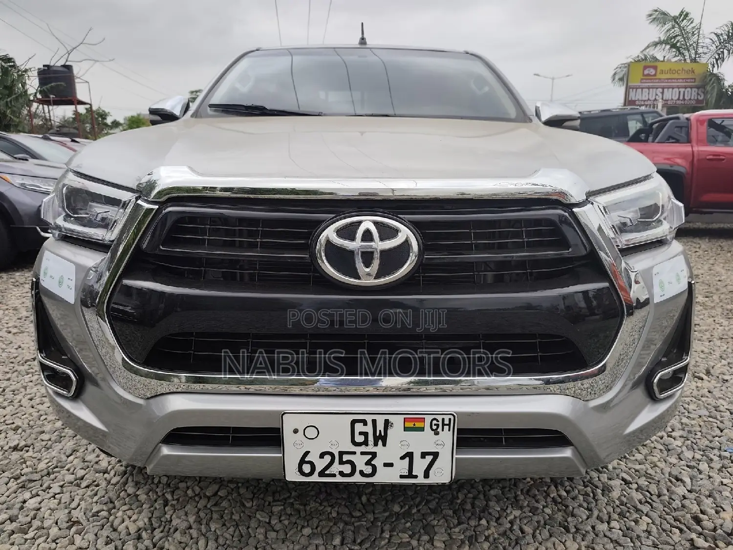 Toyota Hilux Revo Double Cab Deisel 2.8 AWD 2017 Silver