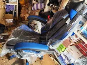 Office Gaming Chair With Foot Rest New in Box