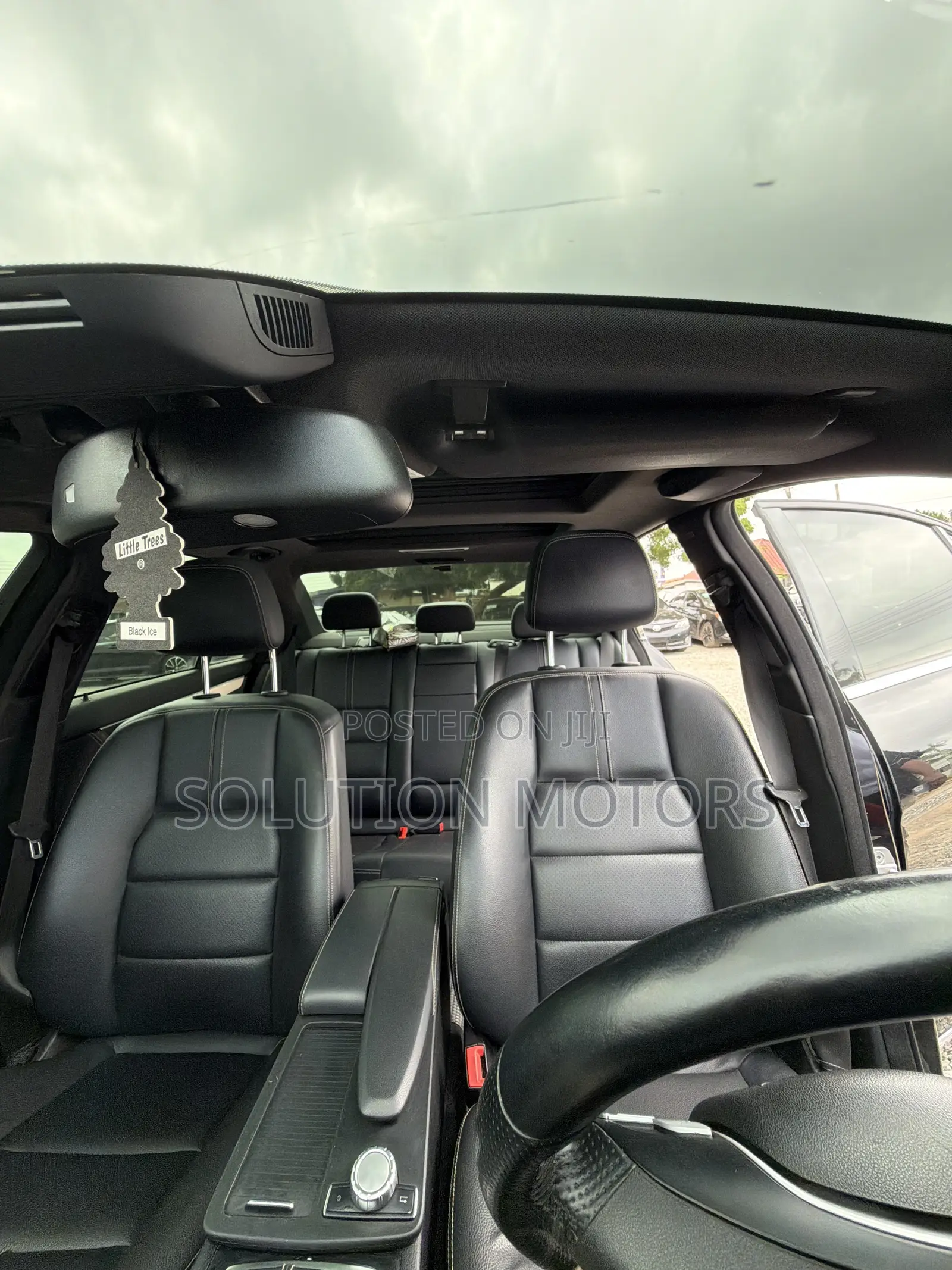 Mercedes-Benz C250 2014 Black