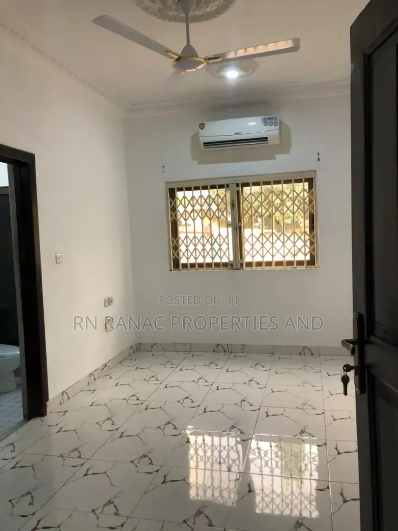 3bdrm Apartment in Teshie Lekma for rent