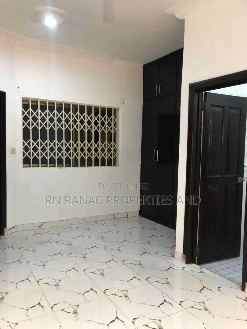 3bdrm Apartment in Teshie Lekma for rent