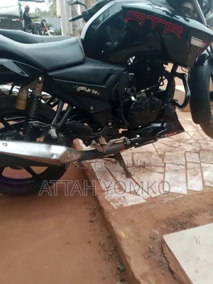 TVS Apache 180 RTR 2025 Black