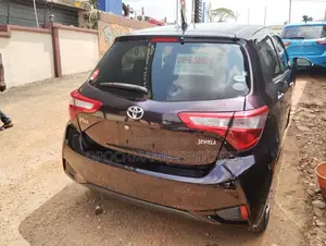 Toyota Vitz 2017 Purple