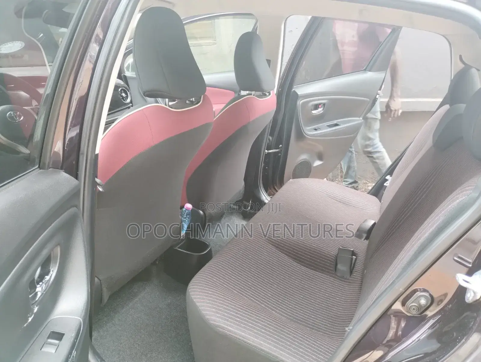 Toyota Vitz 2017 Purple
