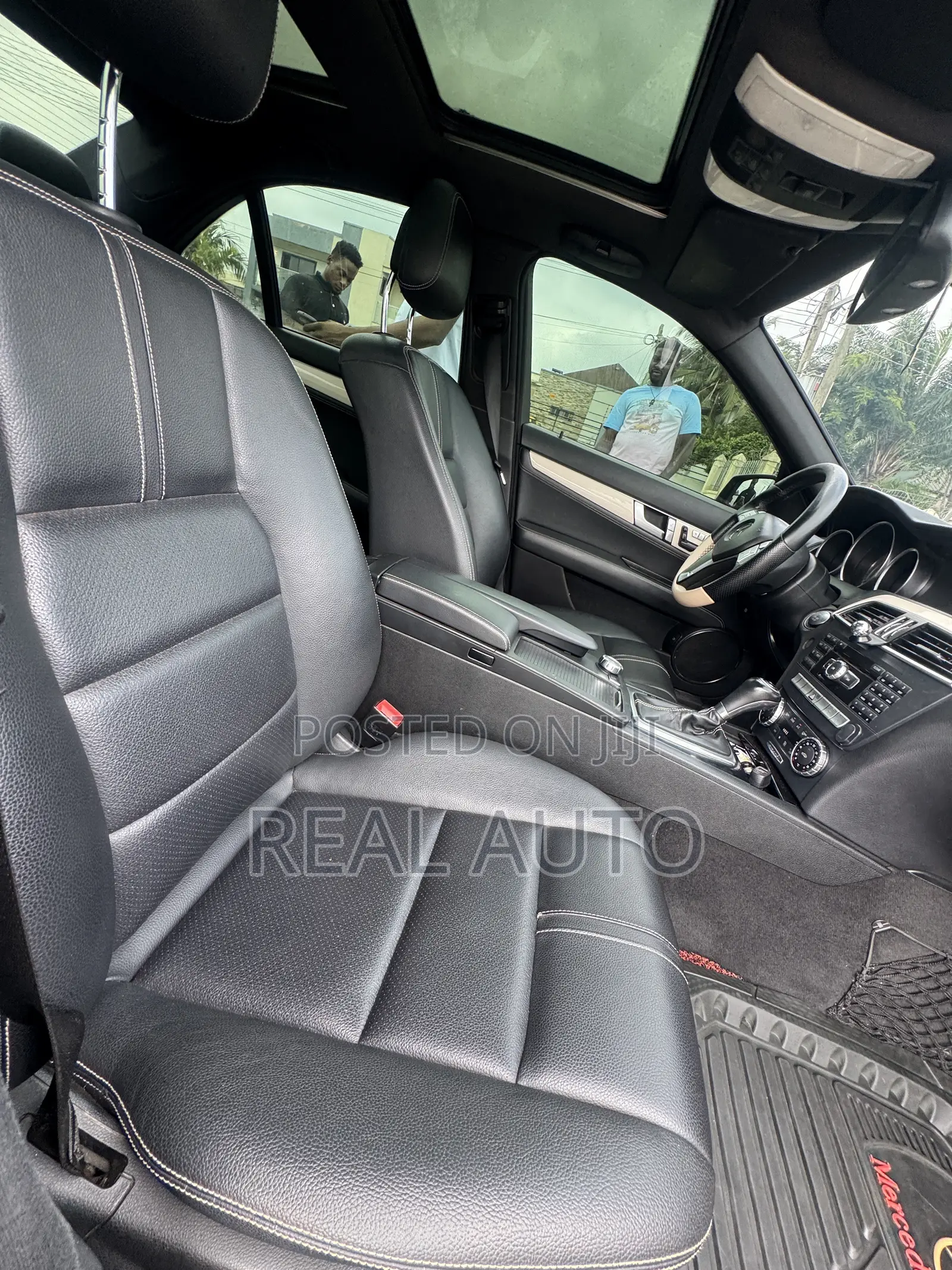 Mercedes-Benz C250 2014 Black