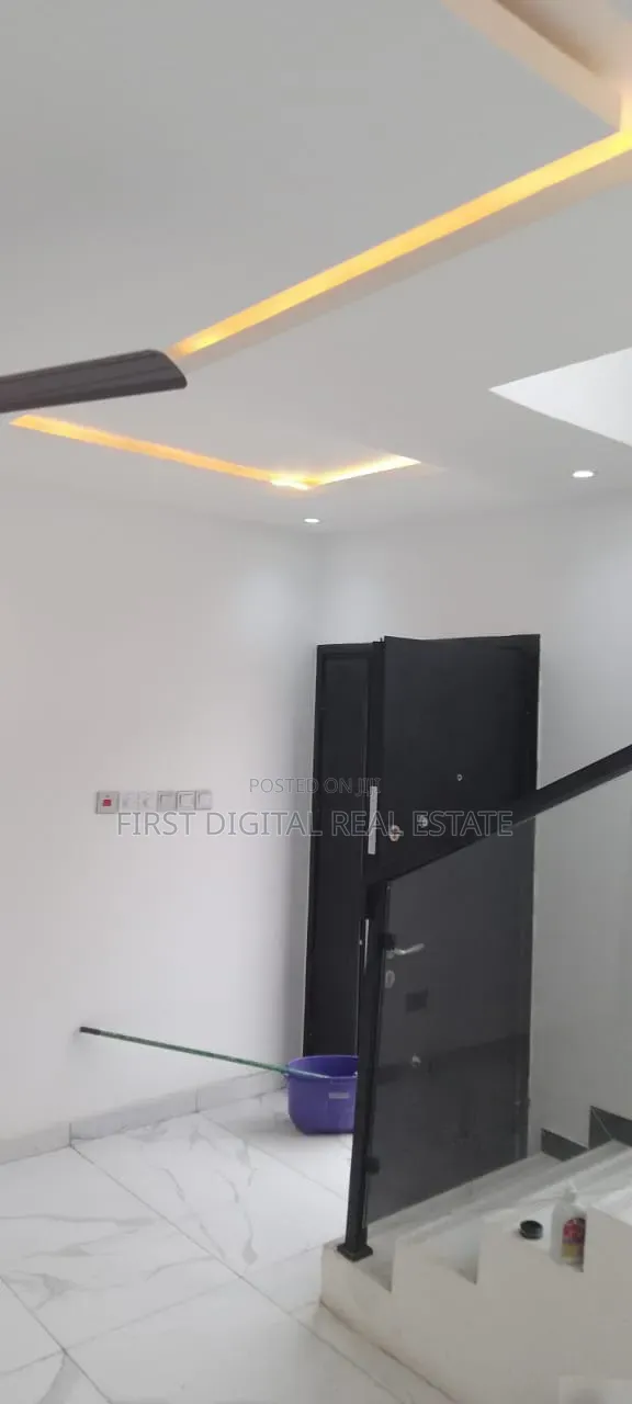 2bdrm Apartment in First Digital Real, Ghana Link Area for rent