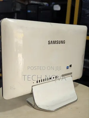 Desktop Computer Samsung AiO 24 8GB AMD A6 SSD 256GB