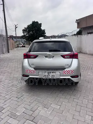 Toyota Corolla 2018 Silver