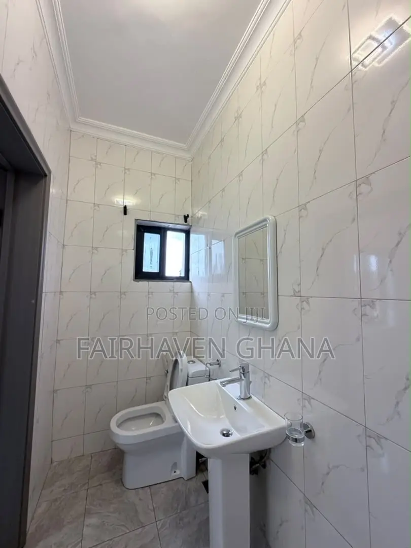 2bdrm Apartment in Fairhaven Properties, East Legon for rent