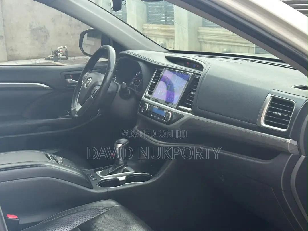 Toyota Highlander 2019 White