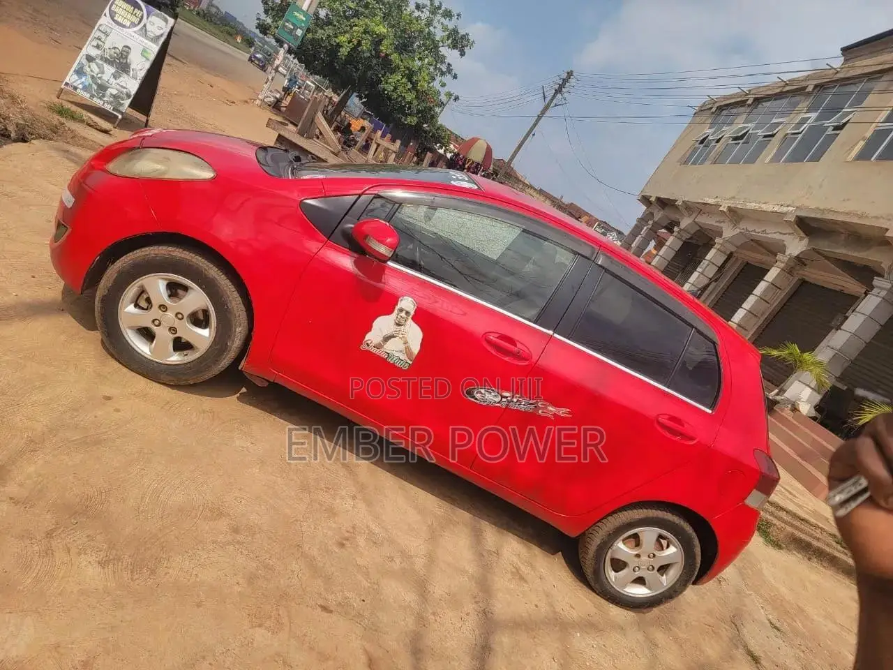 Toyota Vitz 2010 Red