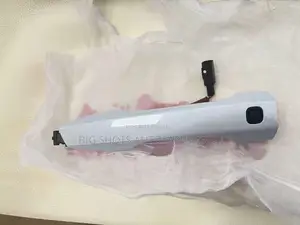 Mitsubishi Outlander 2022 2023 Drivers Side Door Handle