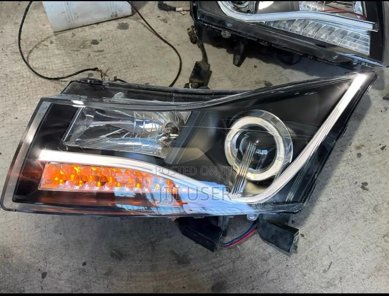 Chevrolet Cruze Headlights