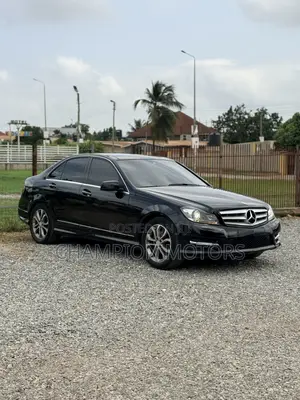 Mercedes-Benz C250 2014 Black
