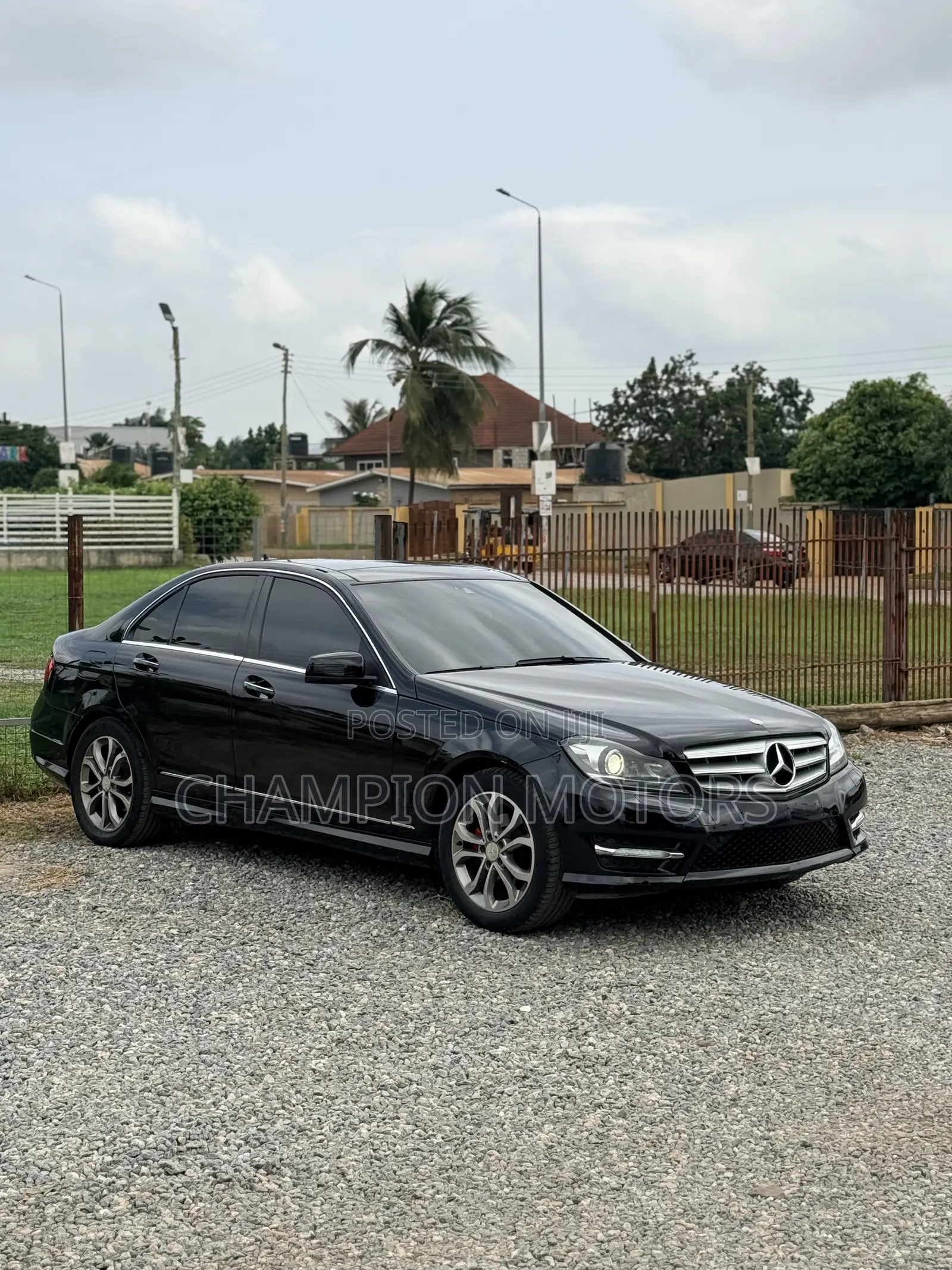 Mercedes-Benz C250 2014 Black