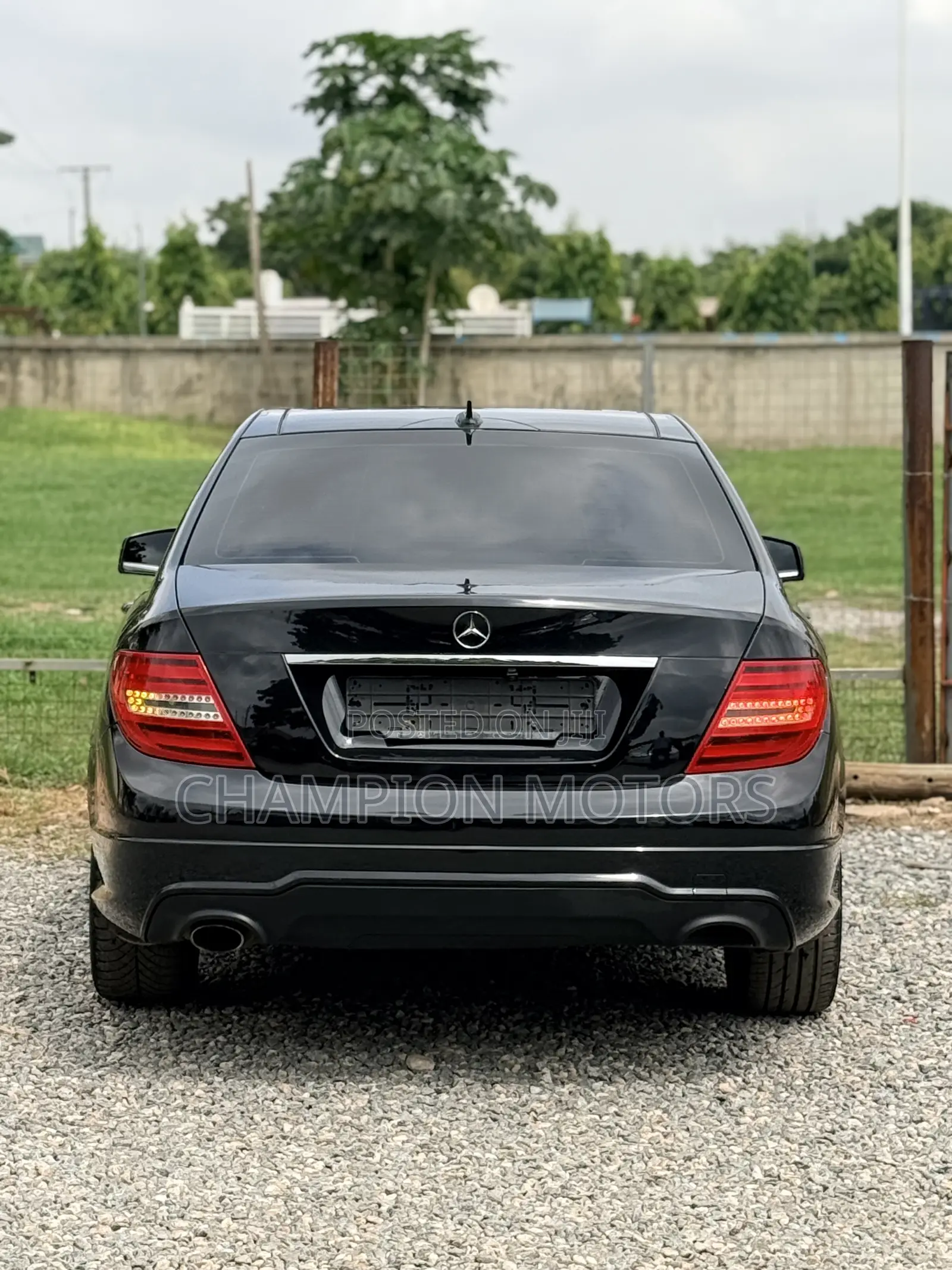 Mercedes-Benz C250 2014 Black