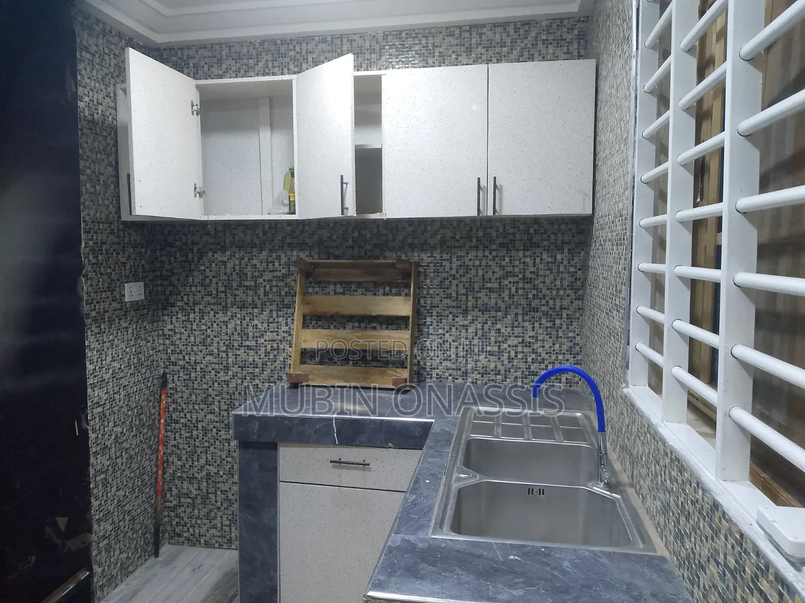 2bdrm Apartment in Items Property, Estate for rent