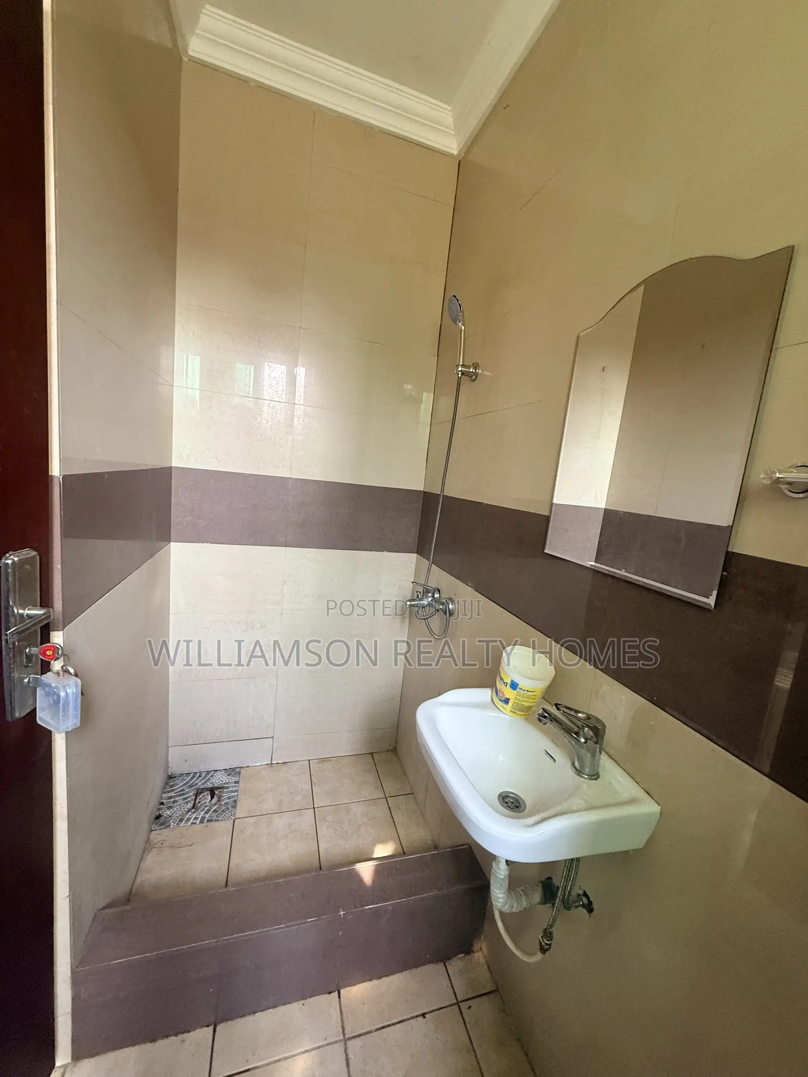 1bdrm Apartment in Spintex Main Road for rent
