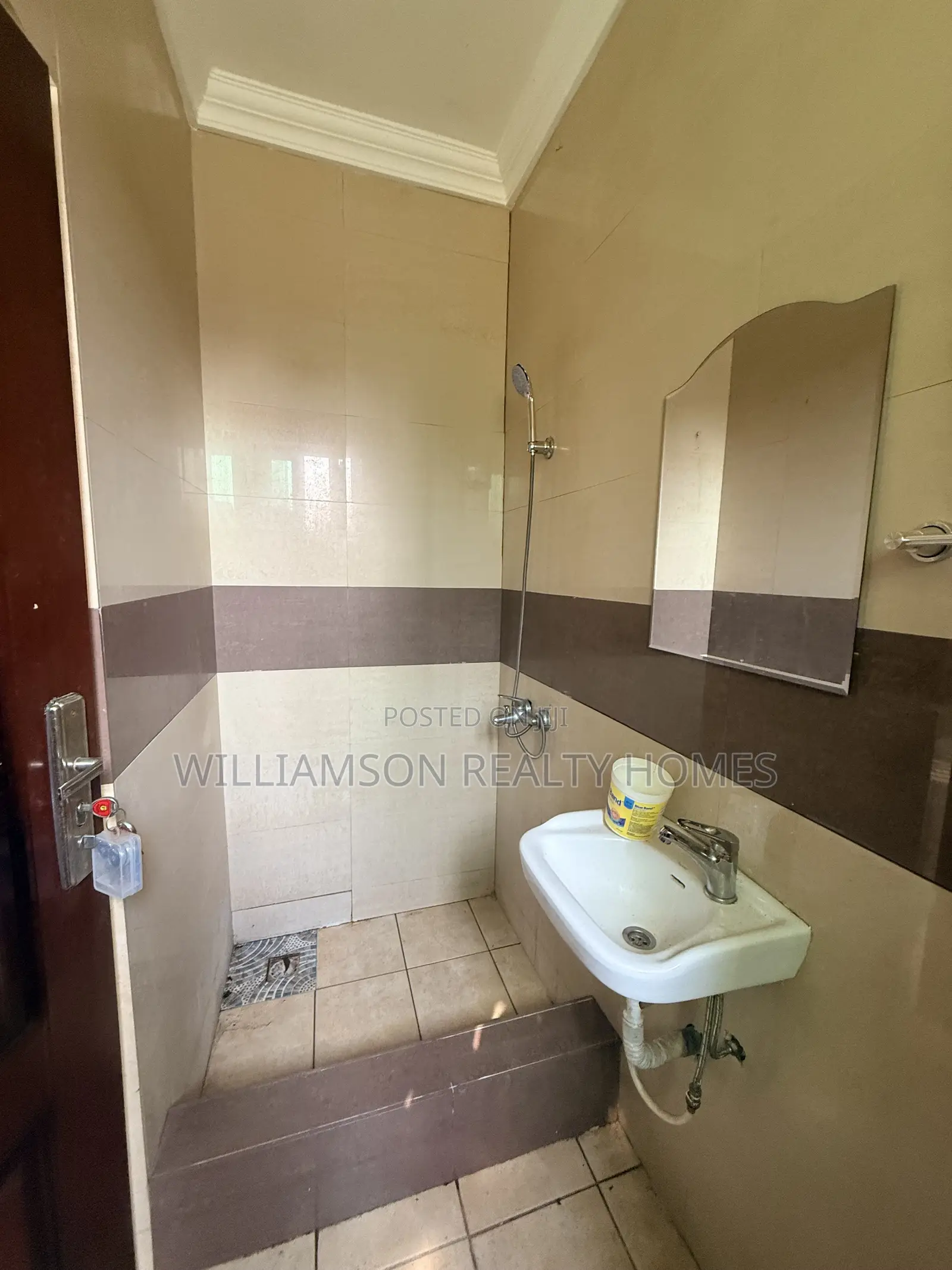 1bdrm Apartment in Spintex Main Road for rent