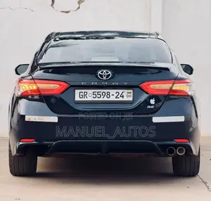Toyota Camry SE 4dr Sedan (2.5L 4cyl 6A) 2017 Black