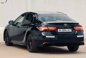 Toyota Camry SE 4dr Sedan (2.5L 4cyl 6A) 2017 Black
