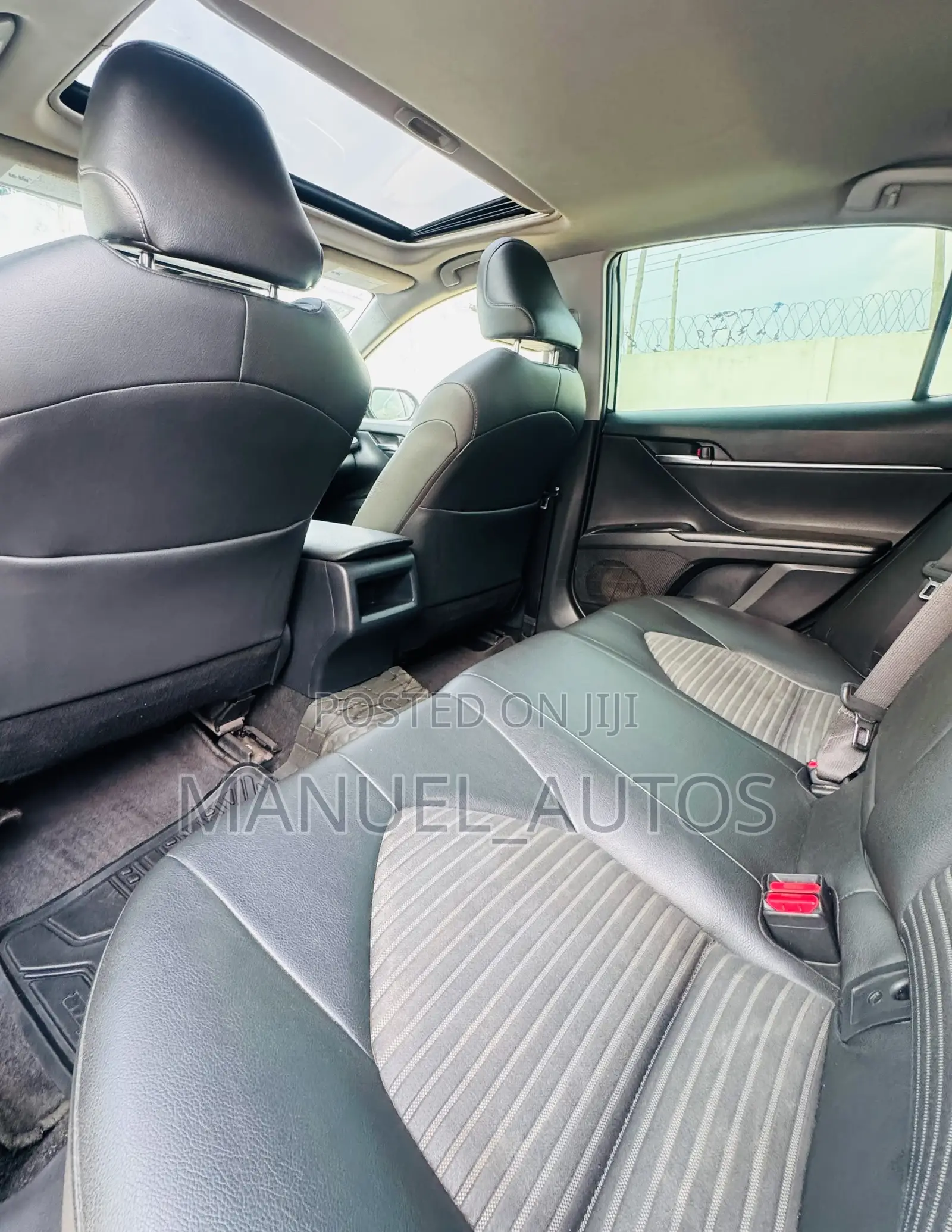 Toyota Camry SE 4dr Sedan (2.5L 4cyl 6A) 2017 Black