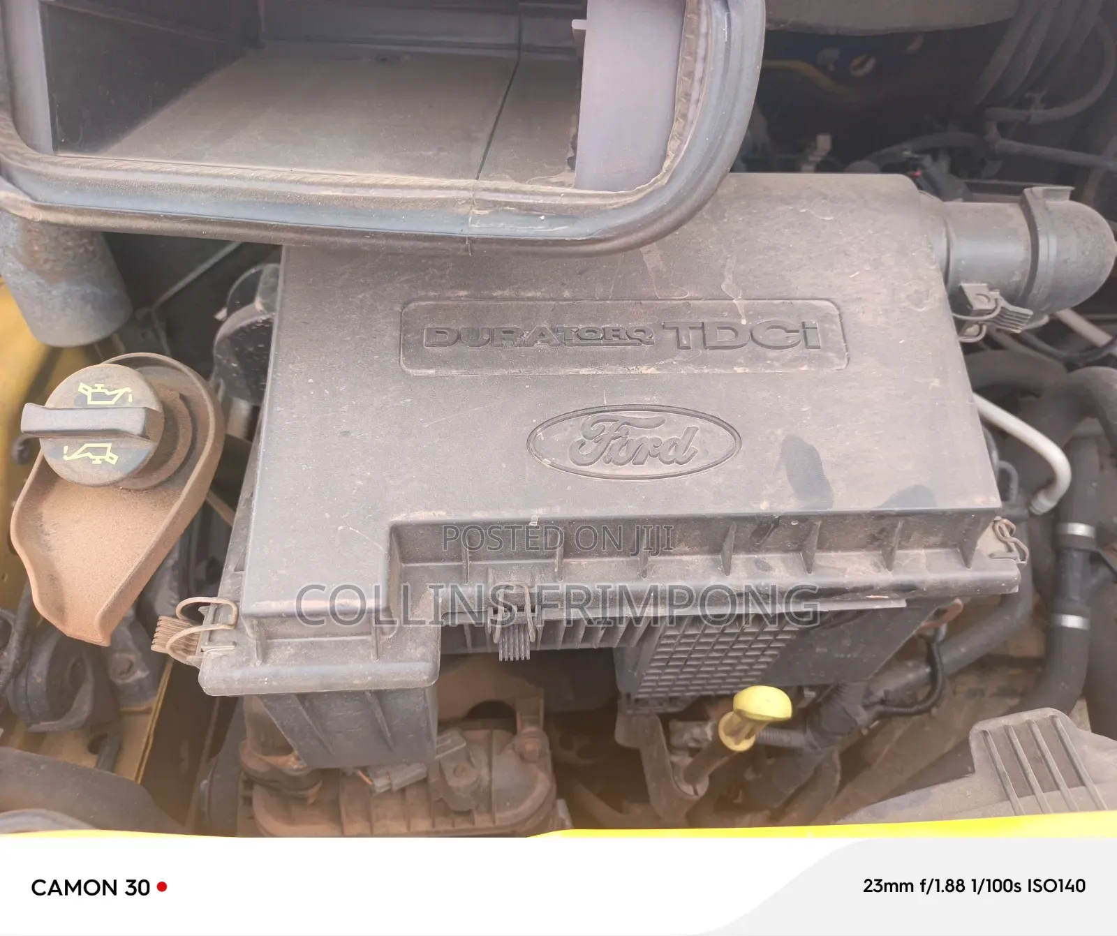 Ford Transit 2010 Yellow