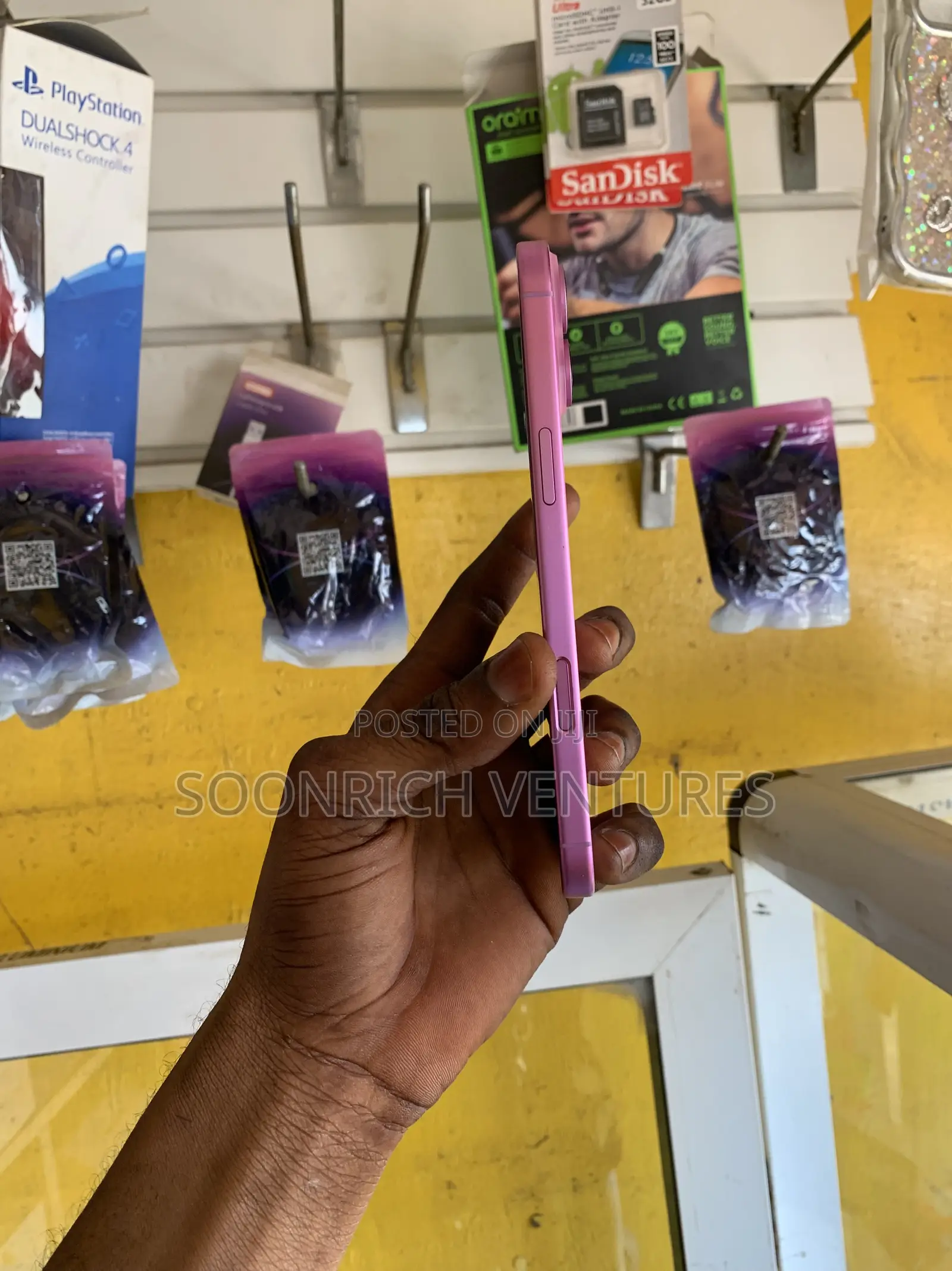 Apple iPhone 16 Plus 256 GB Pink