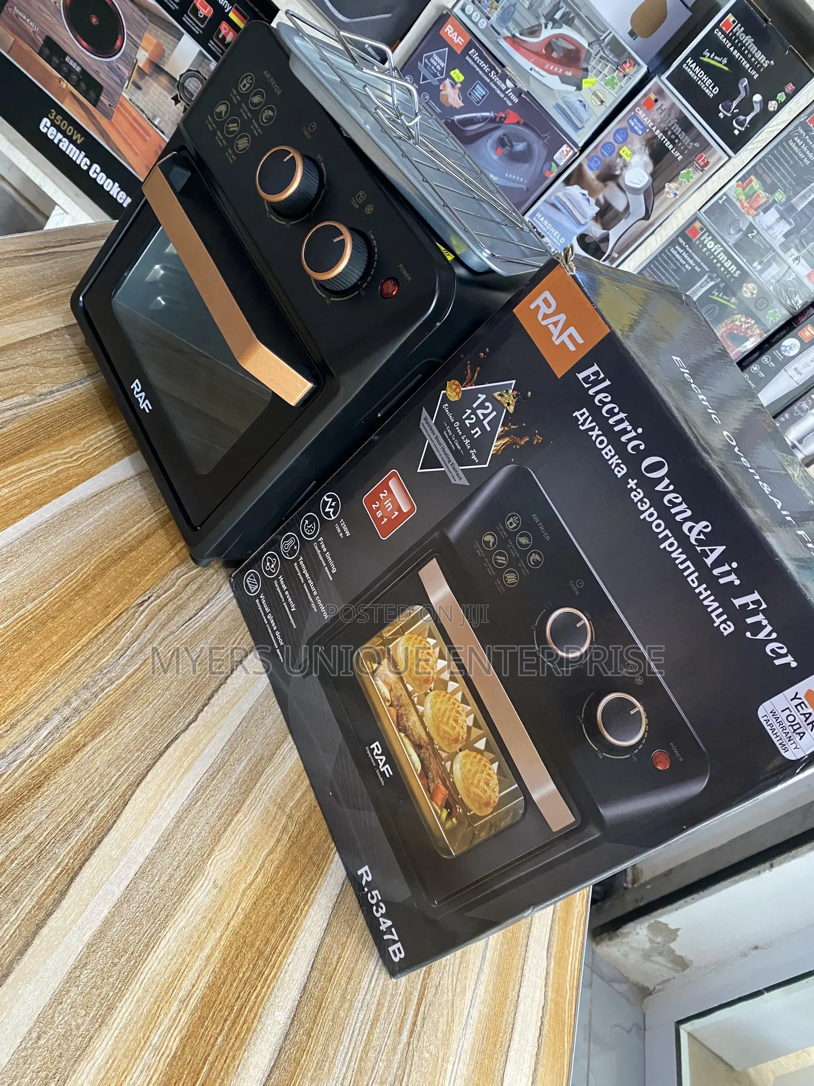RAF Air Fryer Oven With Baking Tray and Rack