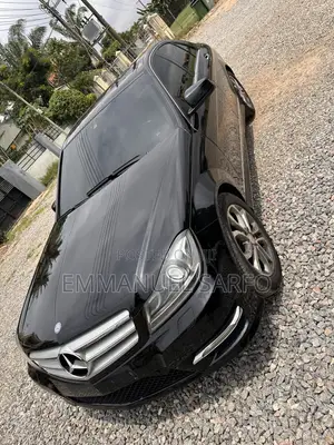 Mercedes-Benz C250 2013 Black