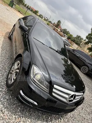 Mercedes-Benz C250 2013 Black