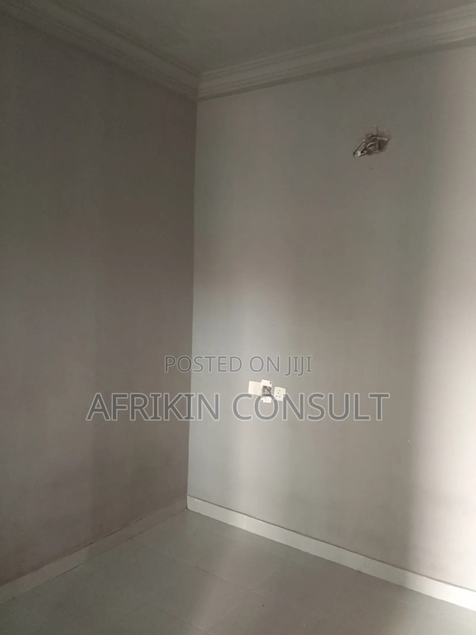Studio Apartment in Nyanyano for rent