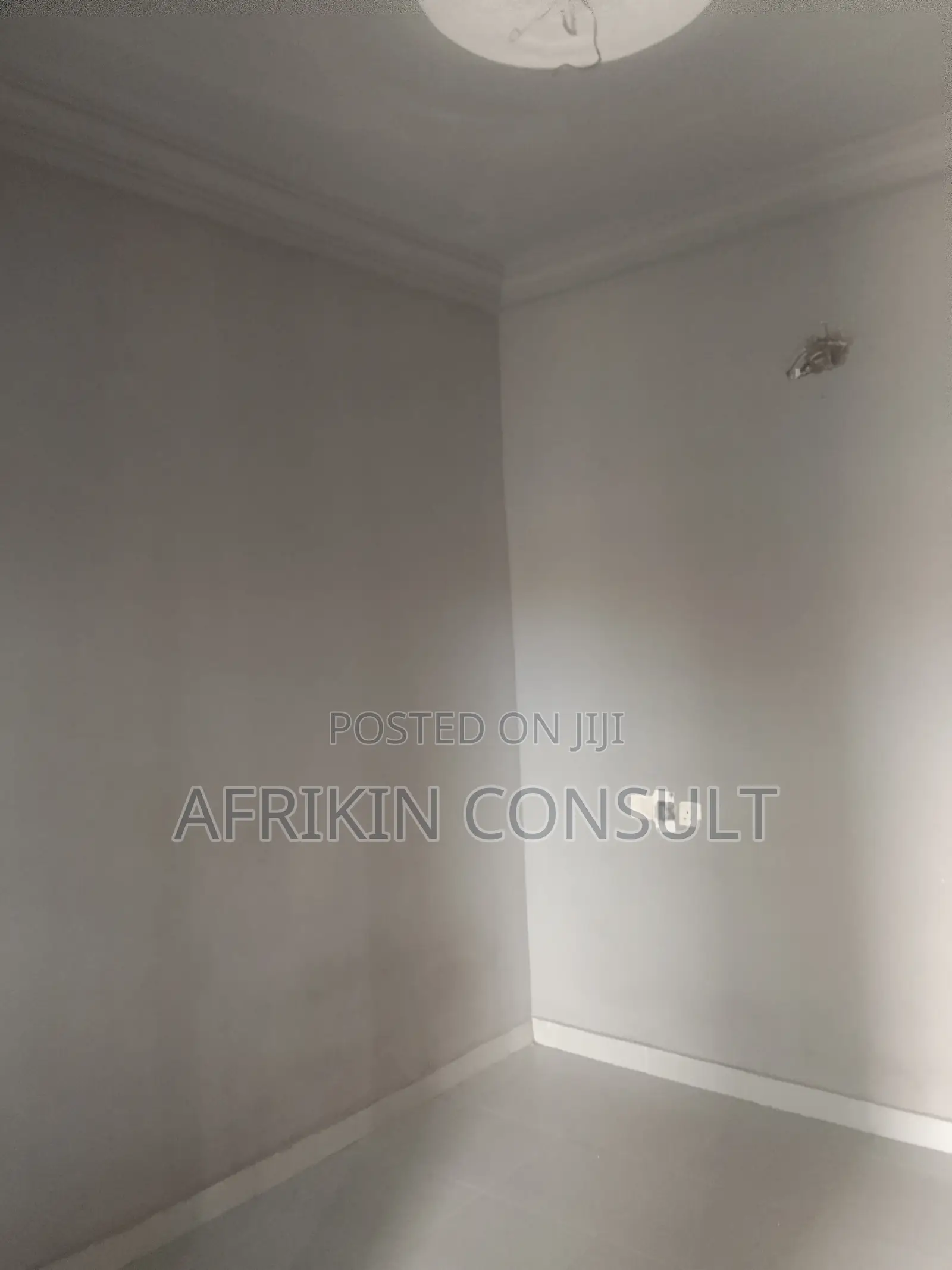 Studio Apartment in Nyanyano for rent