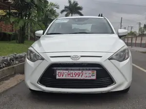 Toyota Yaris iA 1.5 FWD 2016 Off white