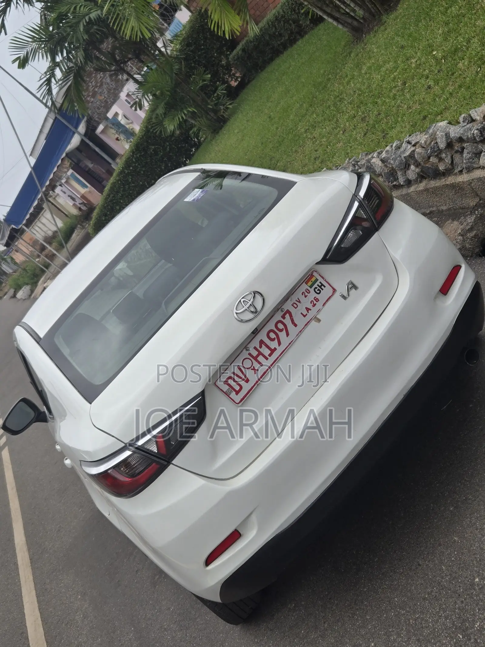 Toyota Yaris iA 1.5 FWD 2016 Off white