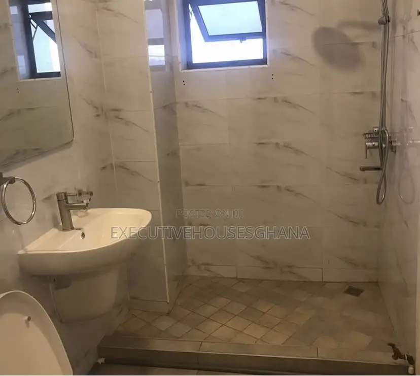 2bdrm Apartment in East Legon for rent