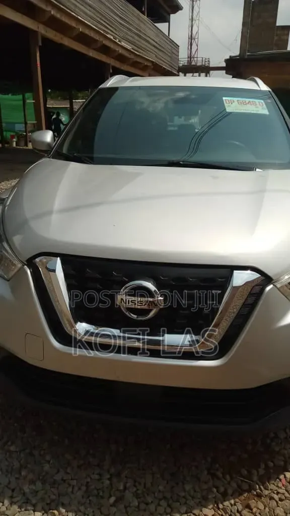 Nissan Kicks 2020 Silver