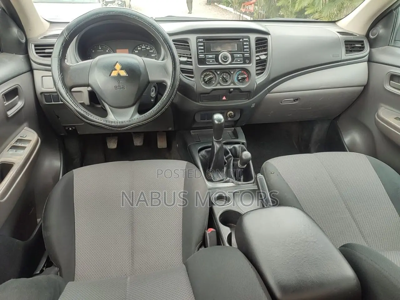 Mitsubishi L200 Double Cab 2.4 181hp 4WD 2017 White