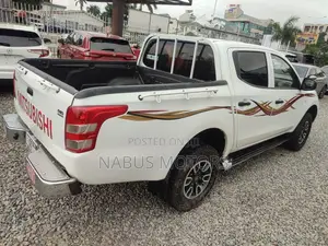 Mitsubishi L200 Double Cab 2.4 181hp 4WD 2017 White