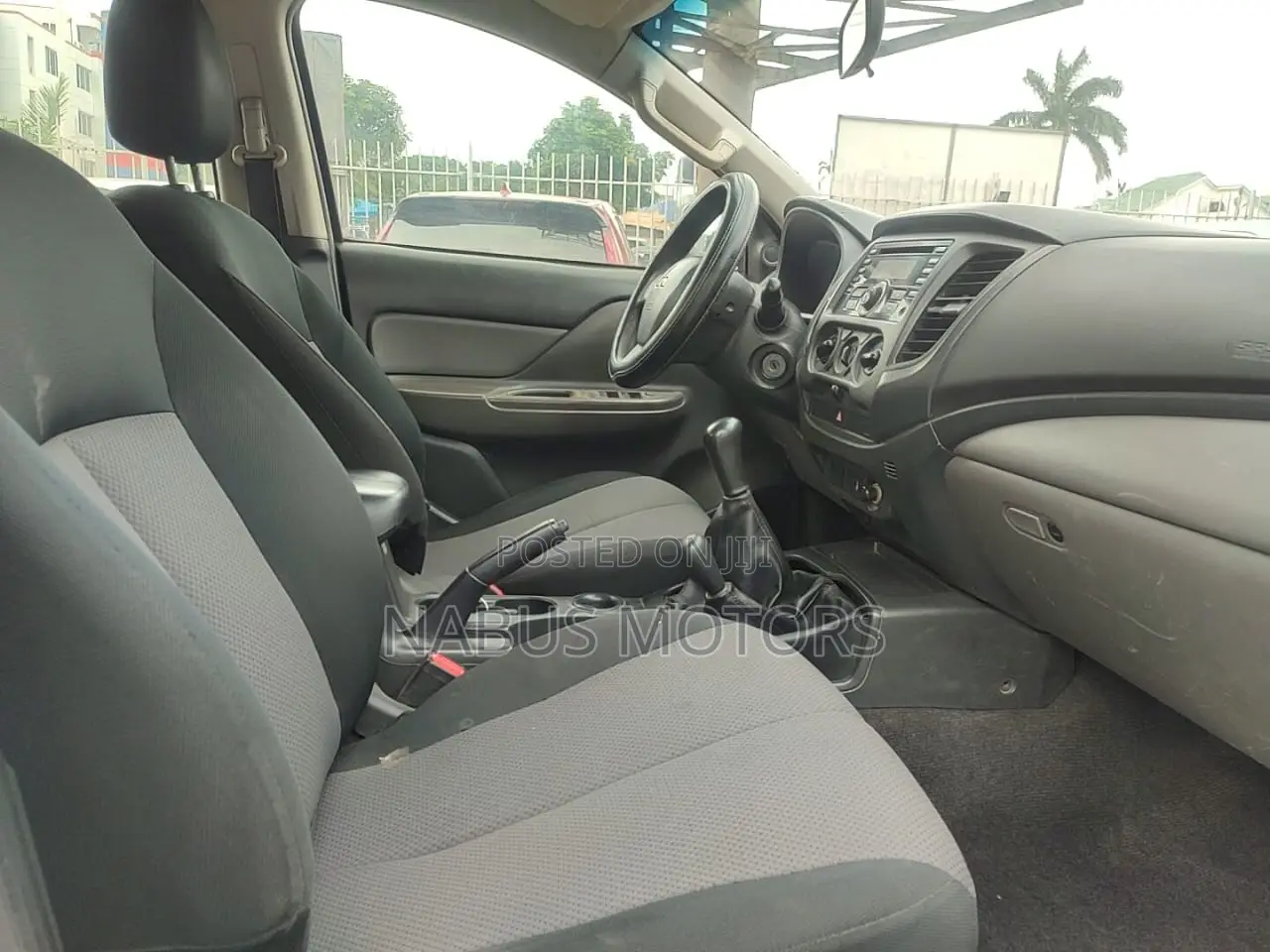 Mitsubishi L200 Double Cab 2.4 181hp 4WD 2017 White