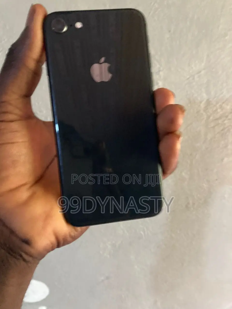 Apple iPhone 8 64 GB Black