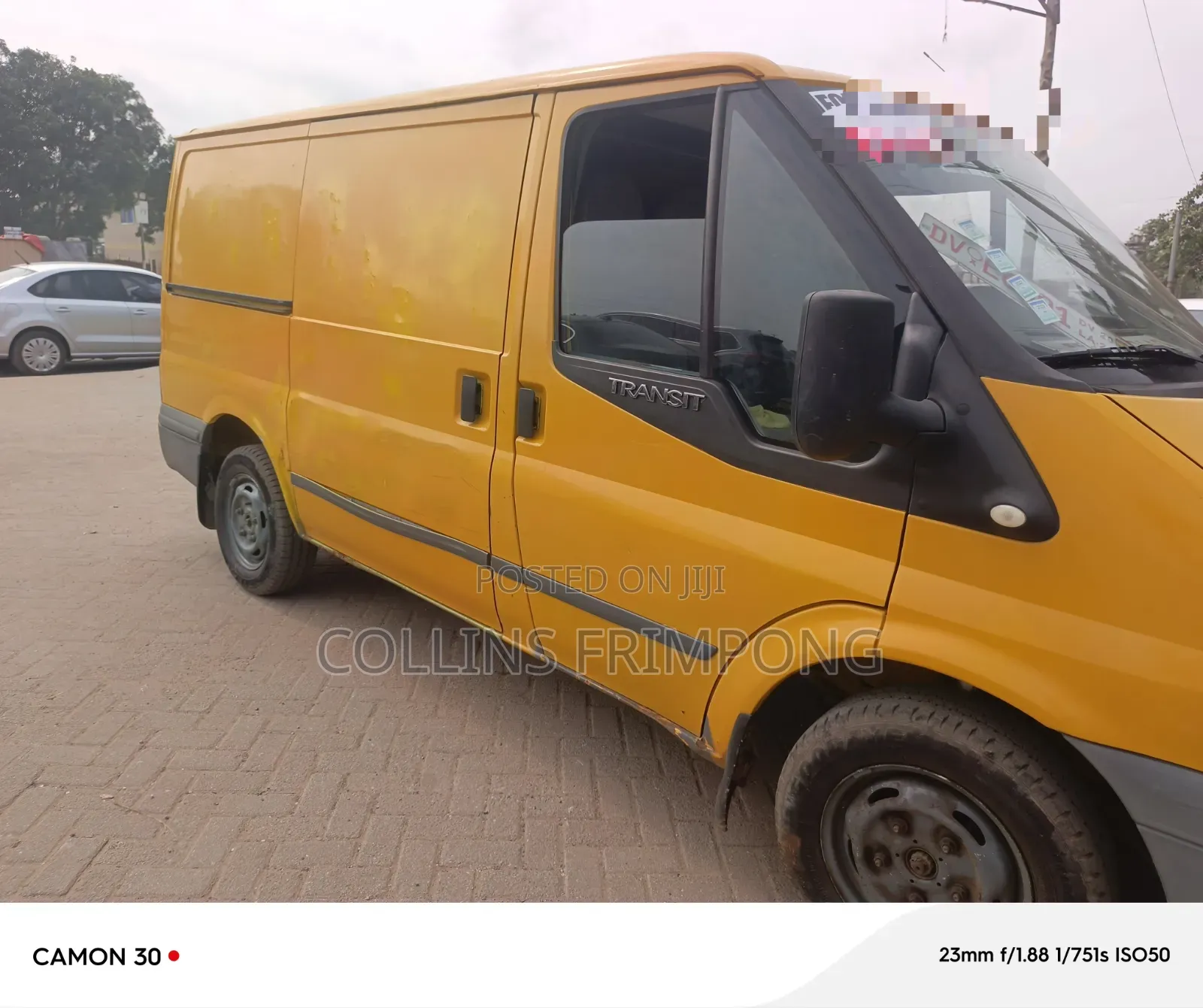 Ford Transit 2010 Yellow