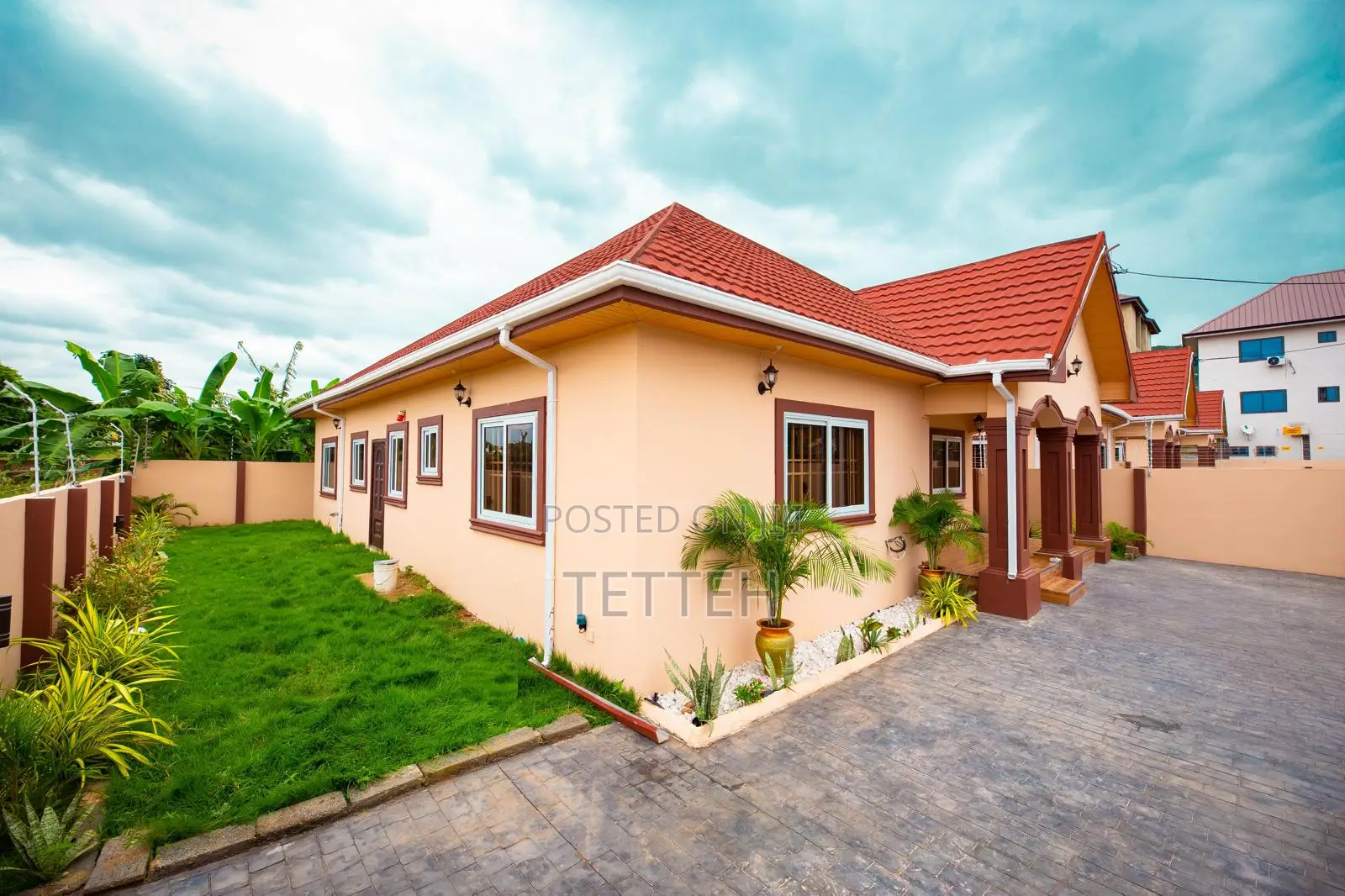 3bdrm House in Ghana Flag for sale