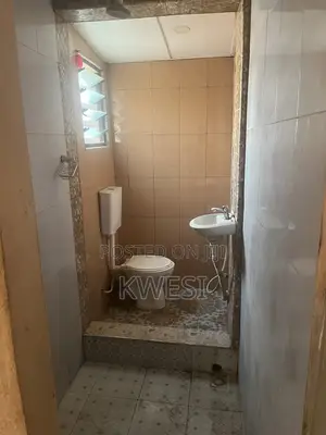 Chamber and Hall Self-Contained for Rent