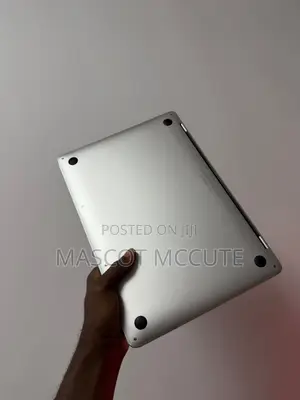 Laptop Apple MacBook Pro 2017 8GB Intel Core i5 SSD 256GB