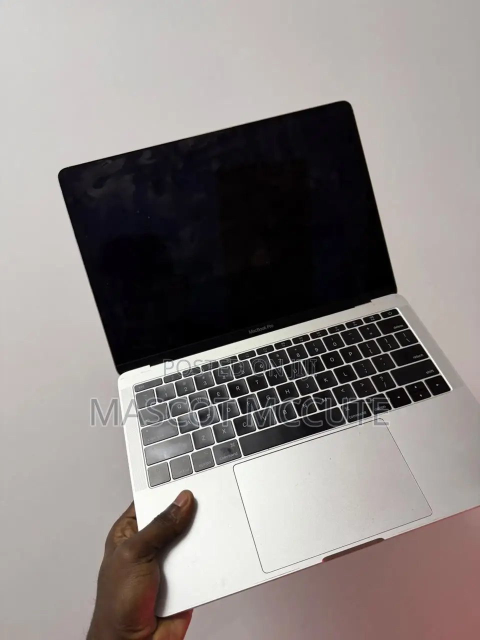 Laptop Apple MacBook Pro 2017 8GB Intel Core i5 SSD 256GB