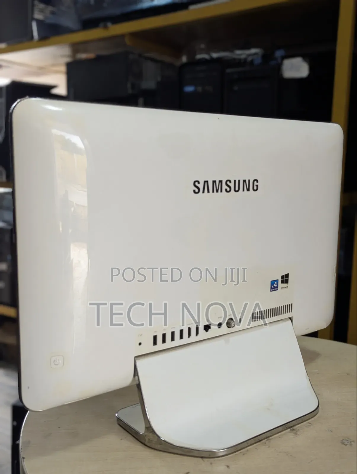 Desktop Computer Samsung AiO 24 8GB AMD A6 HDD 500GB