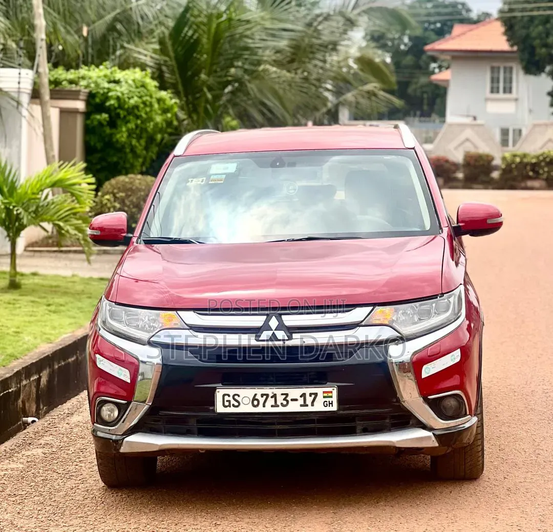 Mitsubishi Outlander 2017 Red